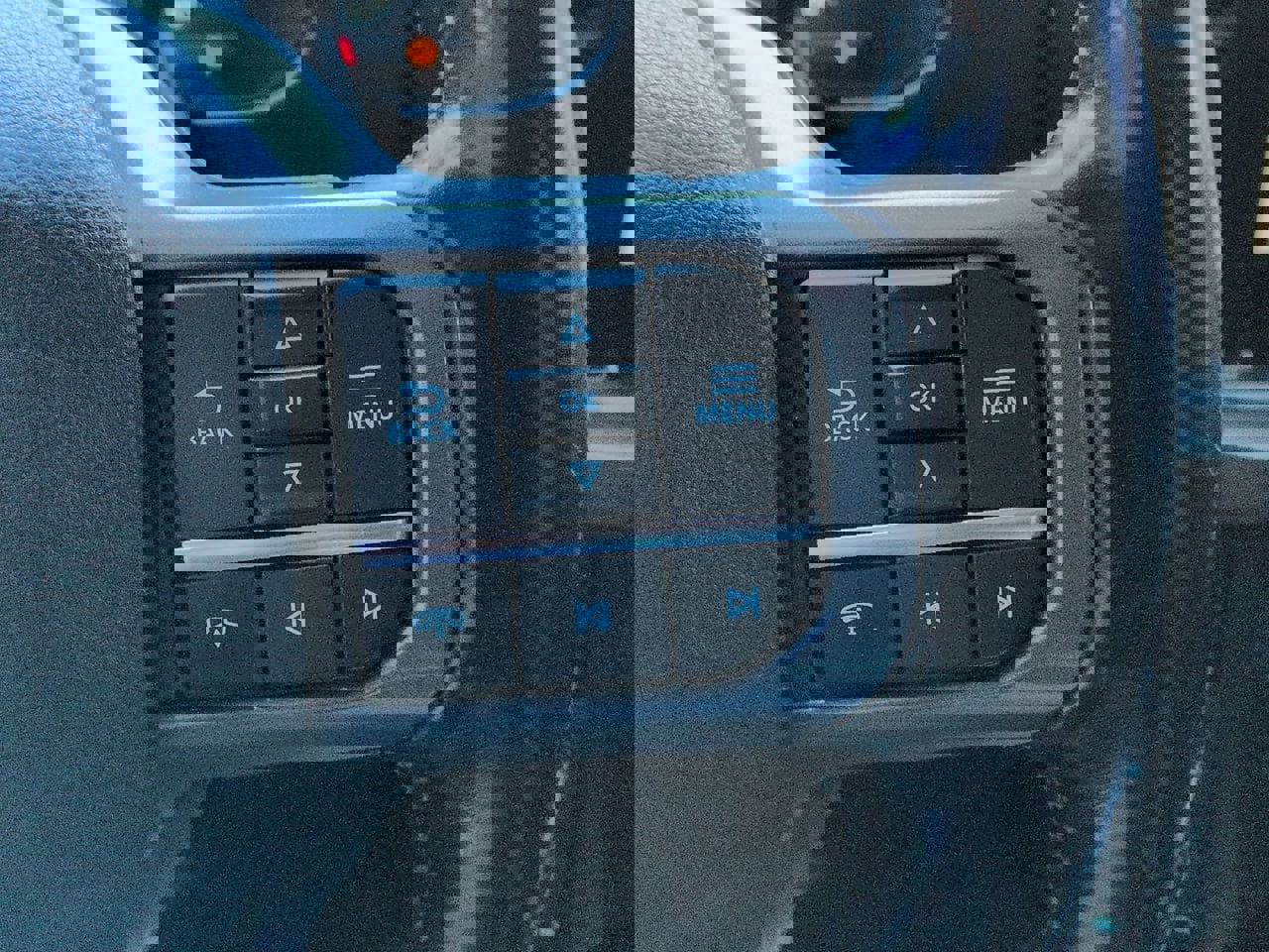 Used 2023 Ford F450 Lariat AWD/4WD image 13