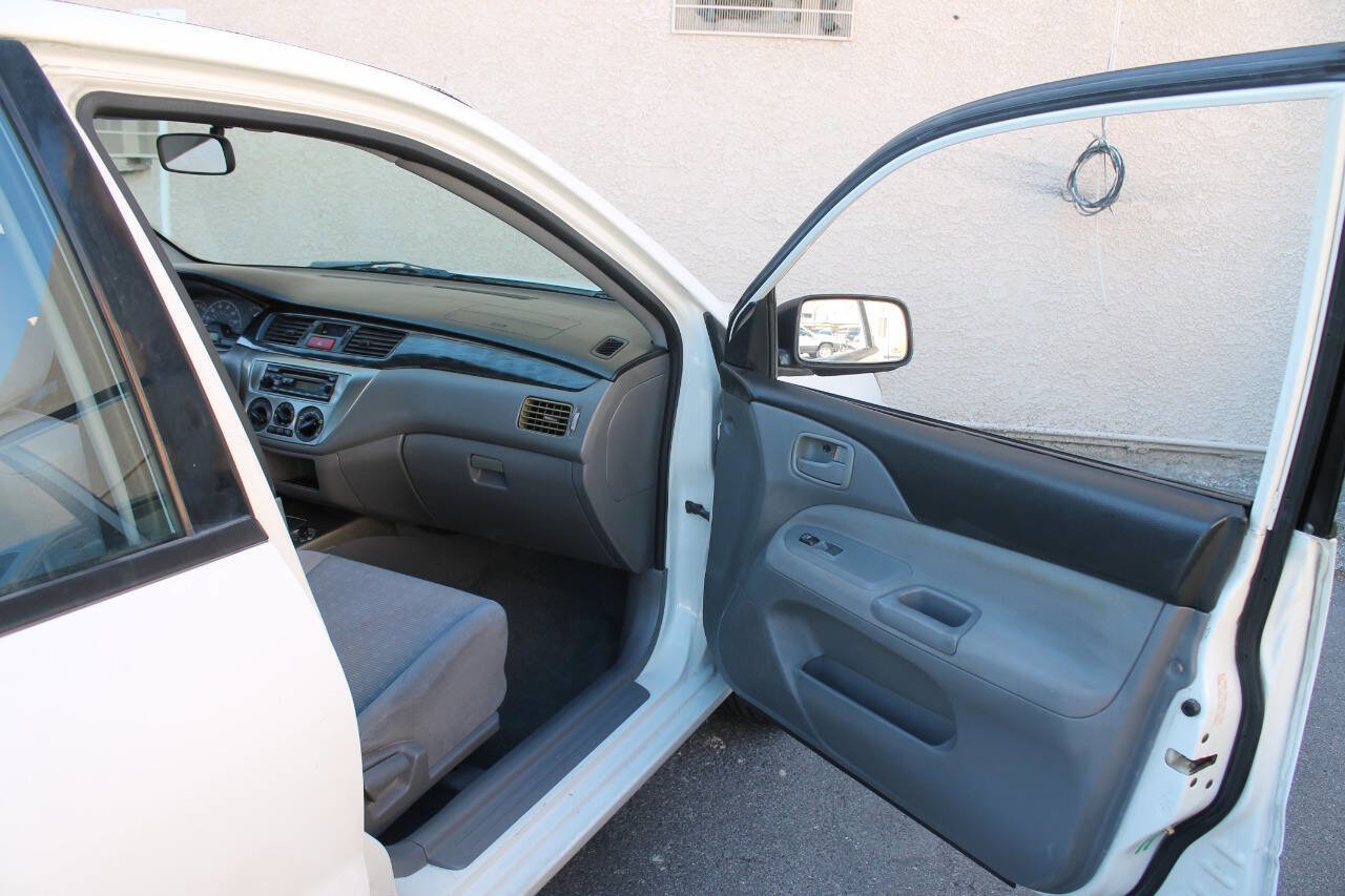 Used 2004 Mitsubishi Lancer ES image 26