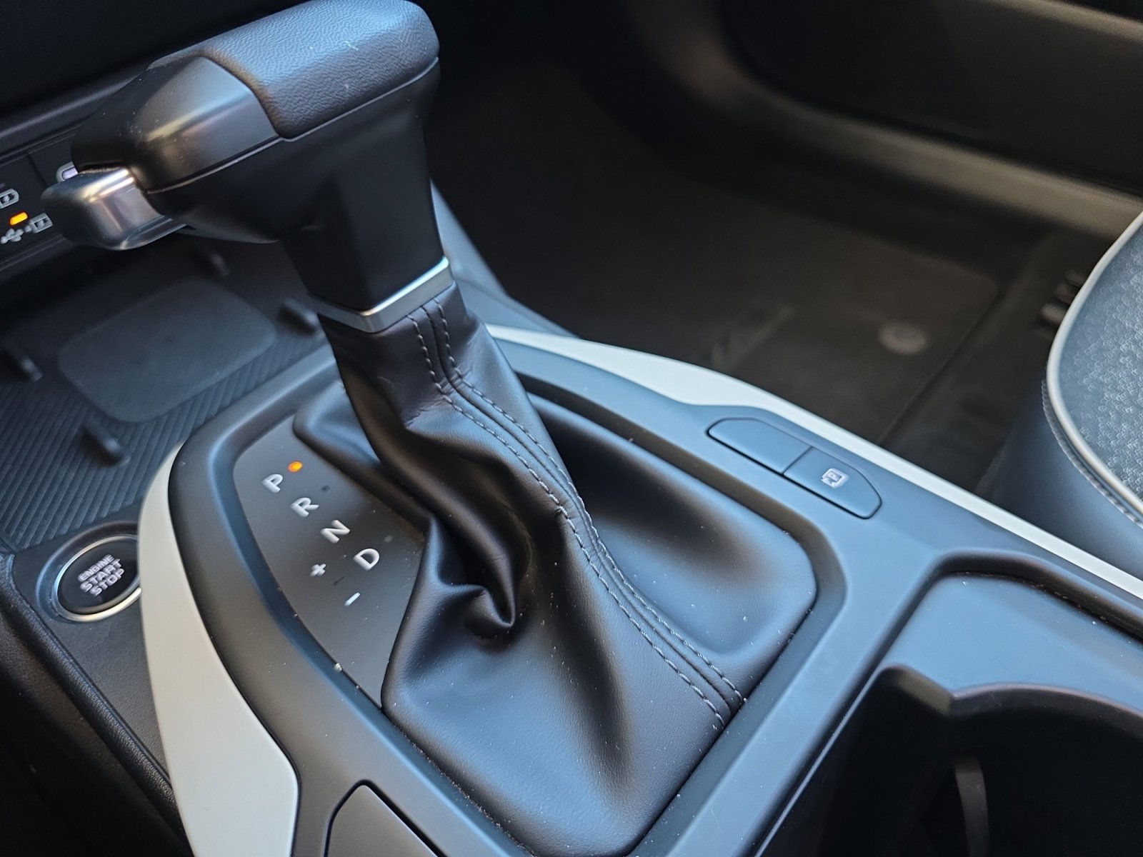 Used 2025 Kia K4 GT-Line w/ GT-Line Sunroof Package image 20