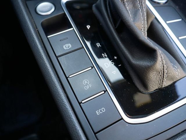 Used 2019 Volkswagen Jetta R-Line FWD image 33