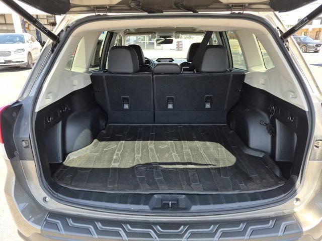 Used 2021 Subaru Forester Limited AWD/4WD image 8