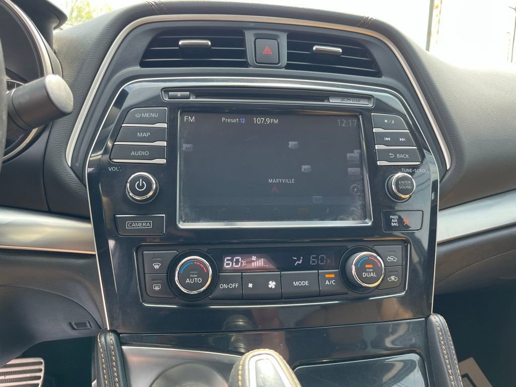 Used 2016 Nissan Maxima SR FWD image 13