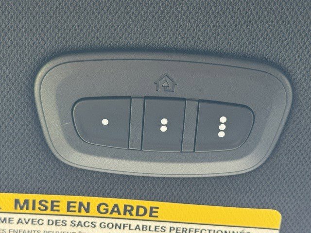 New 2026 Chrysler Pacifica Select image 24