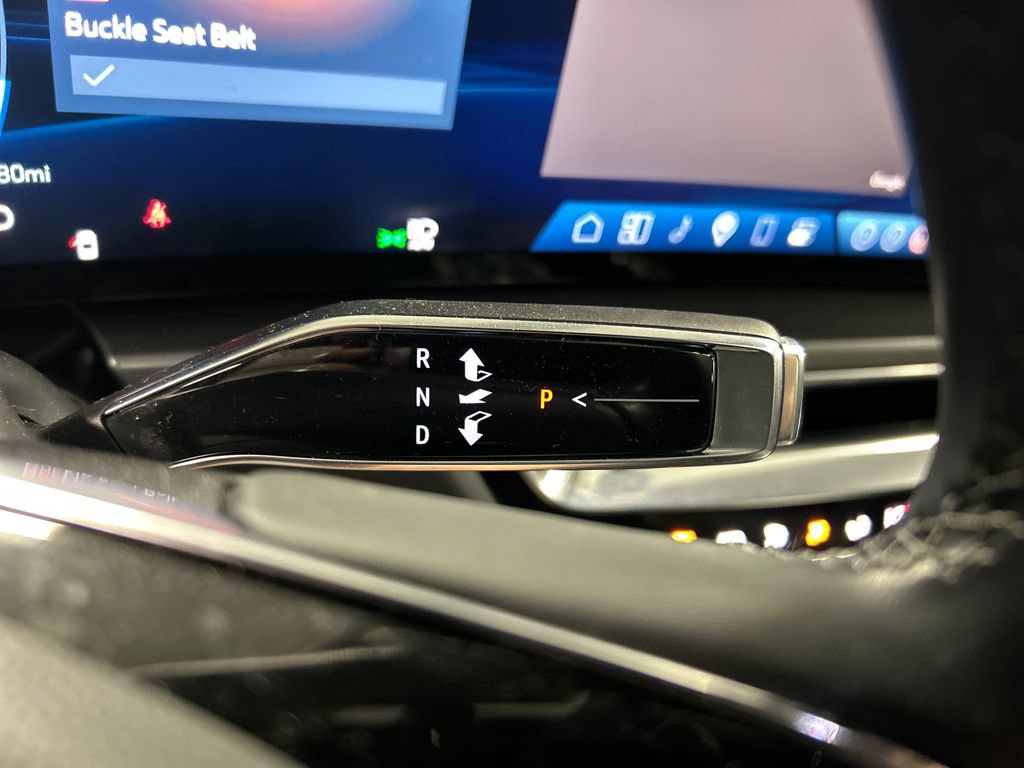 Used 2024 Cadillac Lyriq Tech RWD image 19
