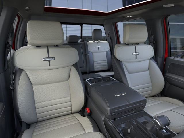 Used 2022 Ford F150 Lightning Platinum image 10