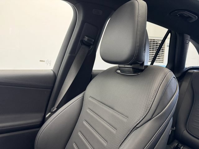Certified 2026 Mercedes-Benz GLC 300 image 36