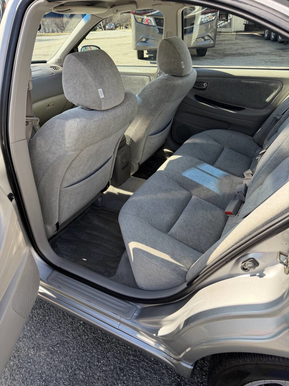 Used 2003 Nissan Maxima GXE FWD image 10