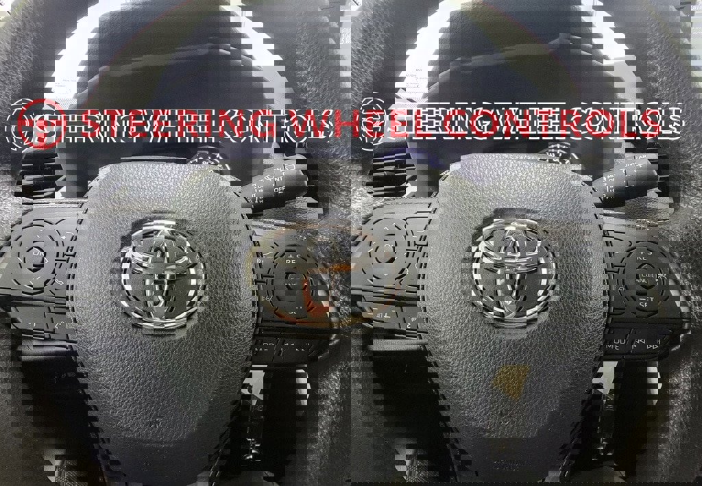 Used 2021 Toyota RAV4 LE image 19