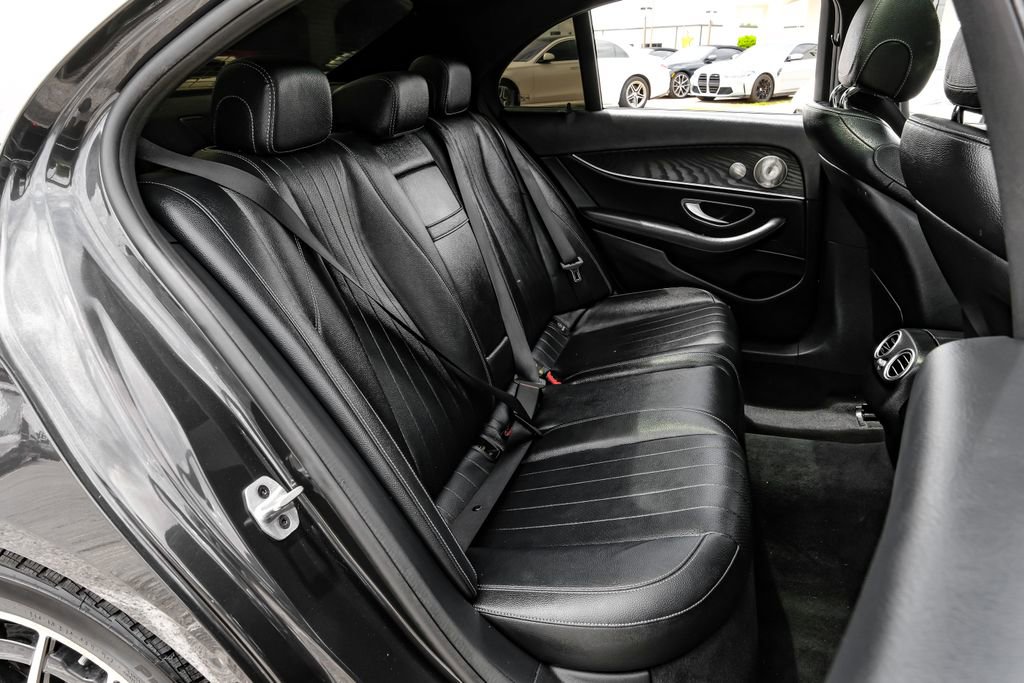 Used 2021 Mercedes-Benz E 350 4MATIC Sedan w/ Premium Package image 41