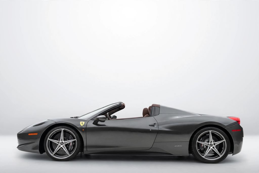 Used 2013 Ferrari 458 Spider RWD image 9