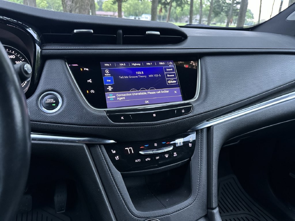Certified 2021 Cadillac XT5 Premium Luxury AWD/4WD image 13