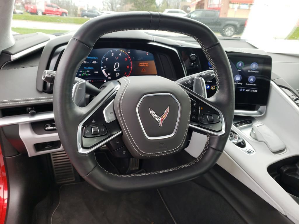 Used 2021 Chevrolet Corvette Stingray Premium Conv w/ Z51 Performance Package image 14