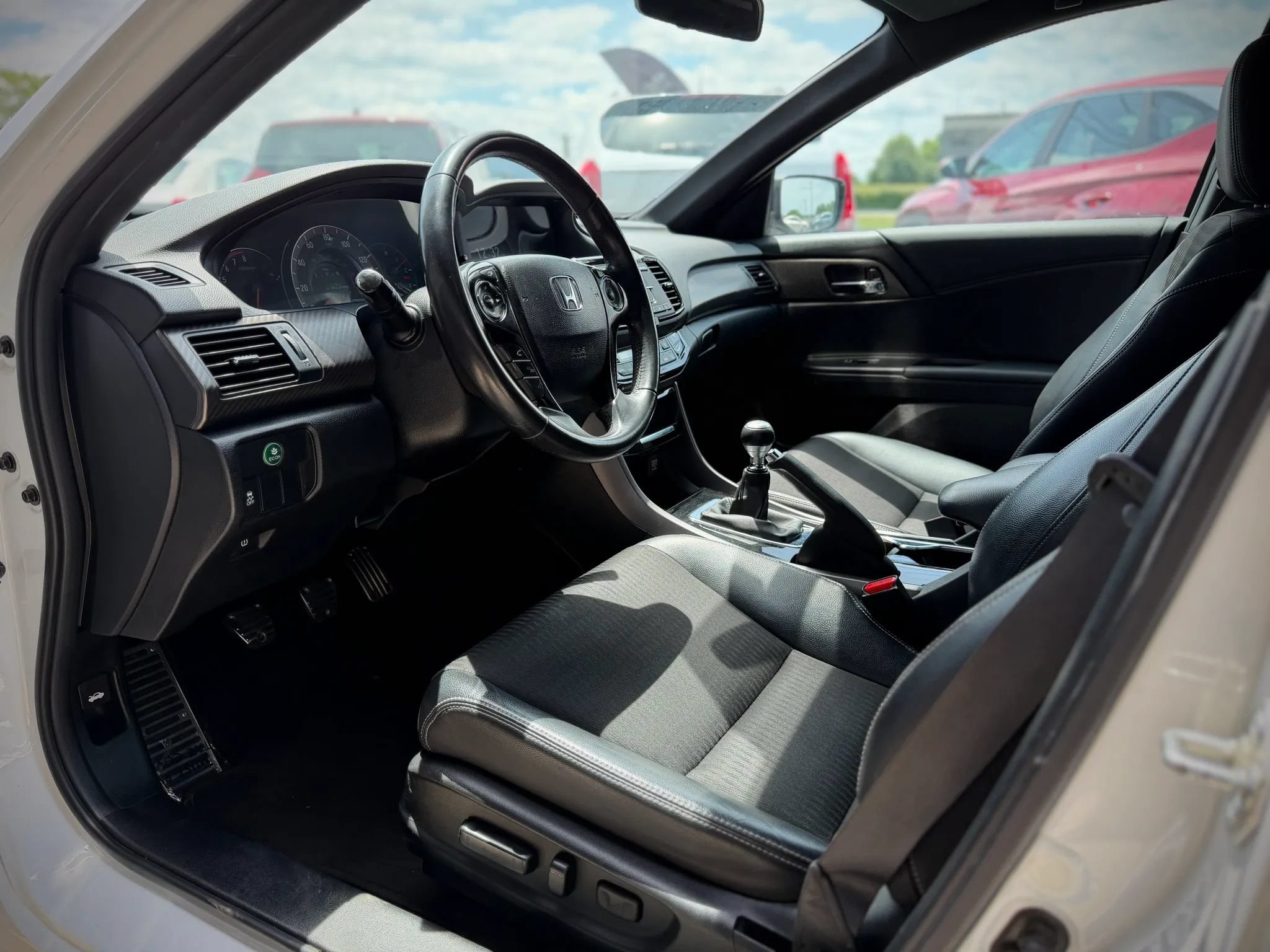 Used 2017 Honda Accord Sport image 7