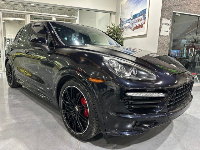 Used 2014 Porsche Cayenne GTS AWD/4WD image 16