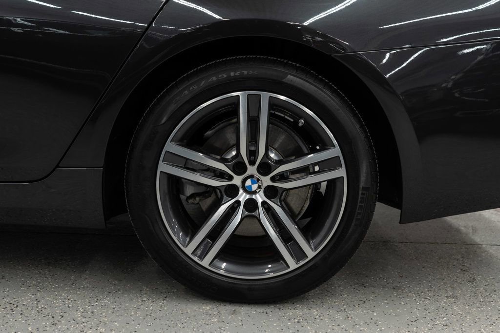 Used 2022 BMW 530i xDrive w/ Premium Package image 40