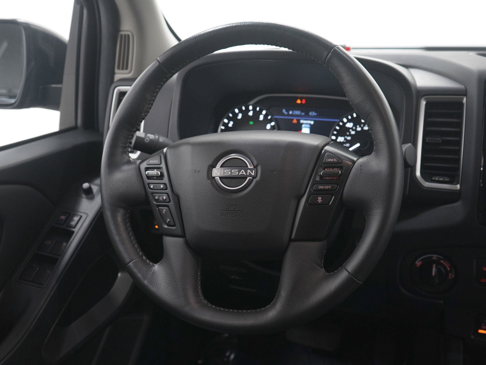 Used 2023 Nissan Frontier SV w/ SV Premium Package image 18