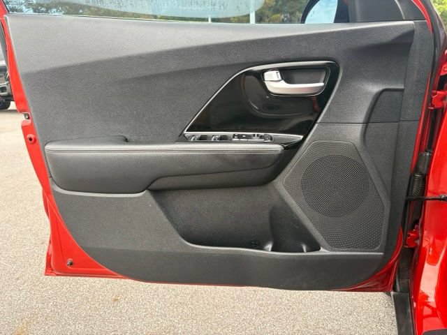 Used 2022 Kia Niro LXS FWD image 10