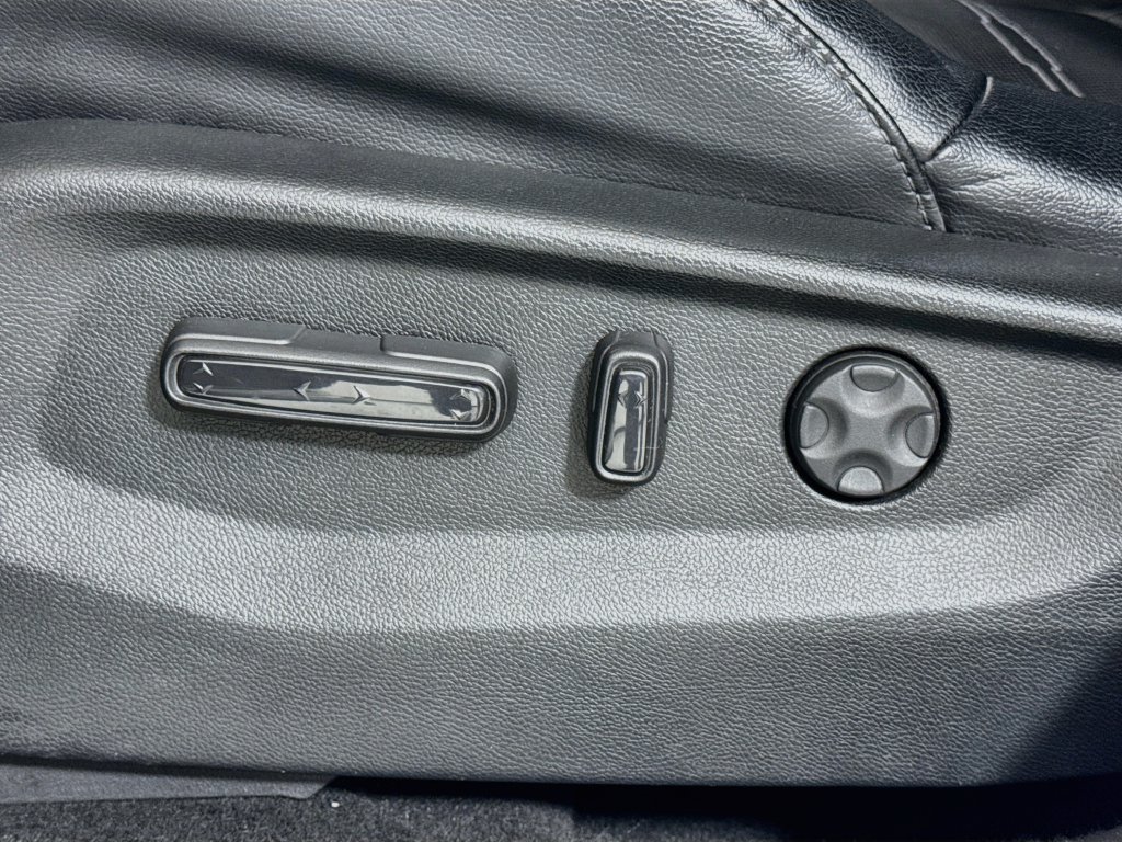 Used 2017 Honda CR-V Touring image 20