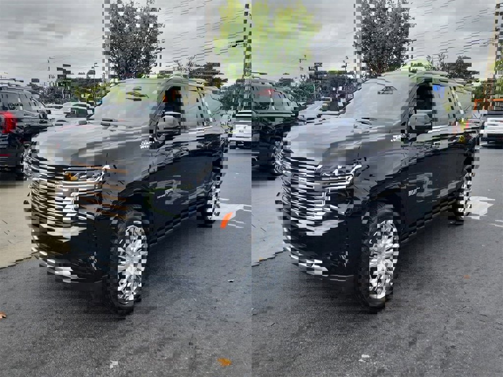 Certified 2021 Chevrolet Suburban High Country w/ Premium Package image 5