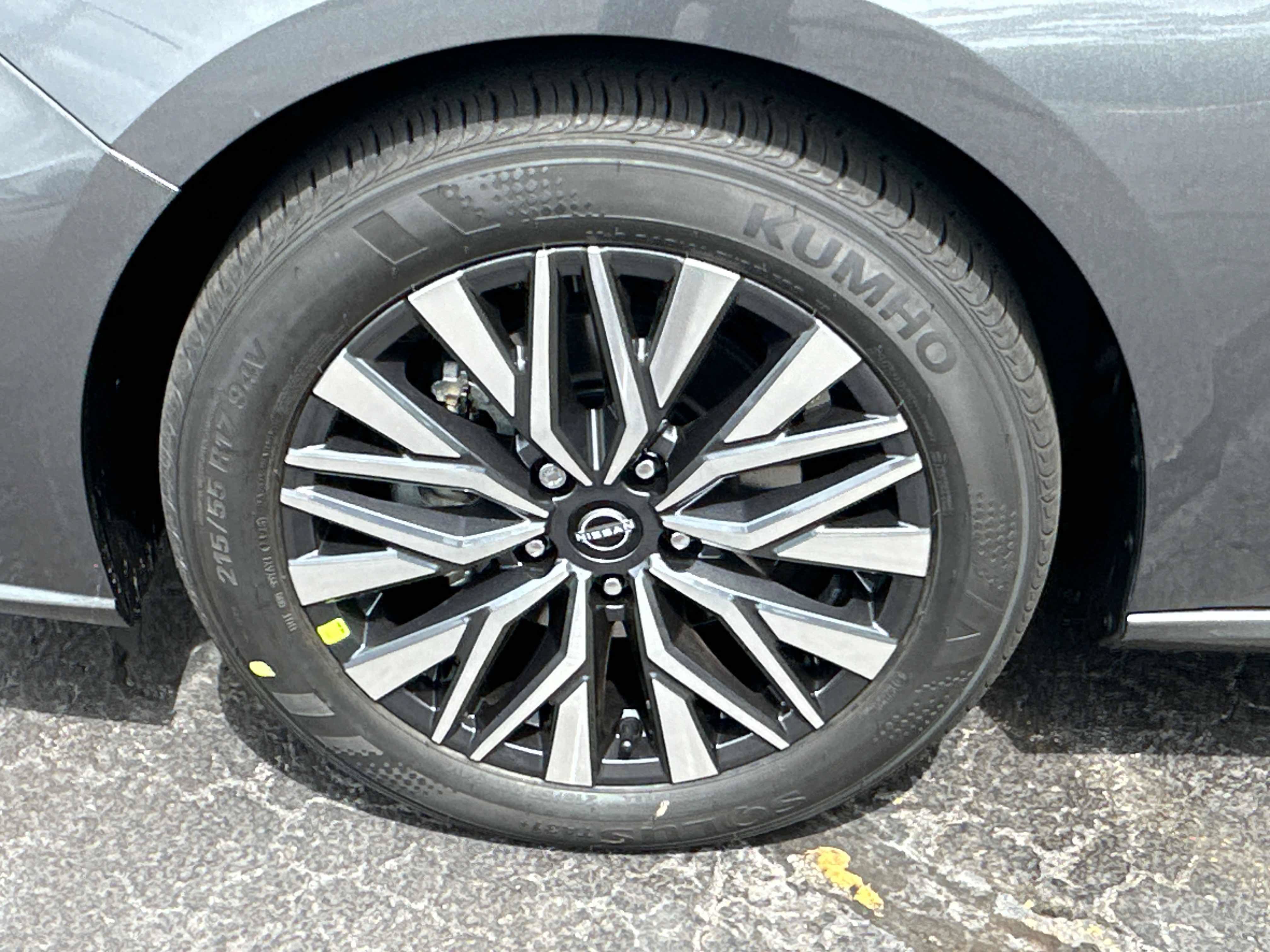 New 2026 Nissan Altima 2.5 SV FWD image 8