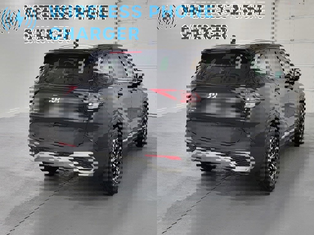 Used 2023 Kia Sportage EX image 9