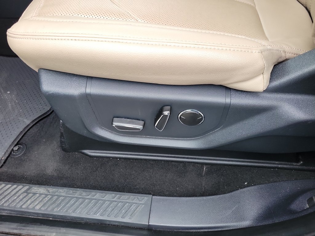 Used 2024 Ford Expedition Limited RWD image 28