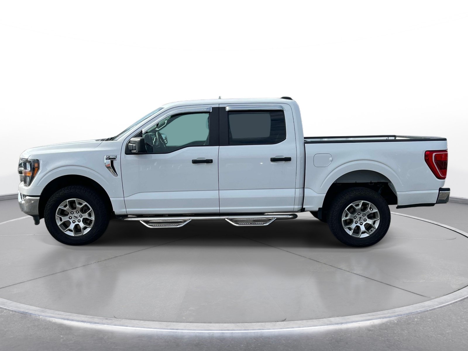 Used 2023 Ford F150 XLT AWD/4WD image 8