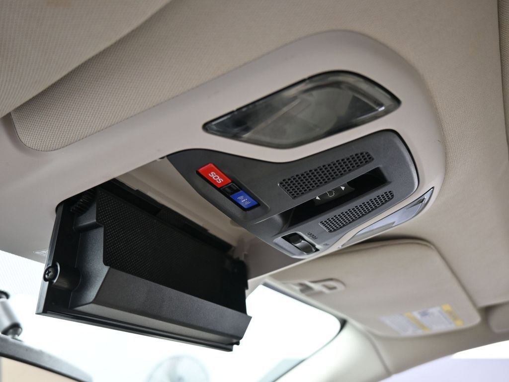 Used 2021 Subaru Outback Premium image 25