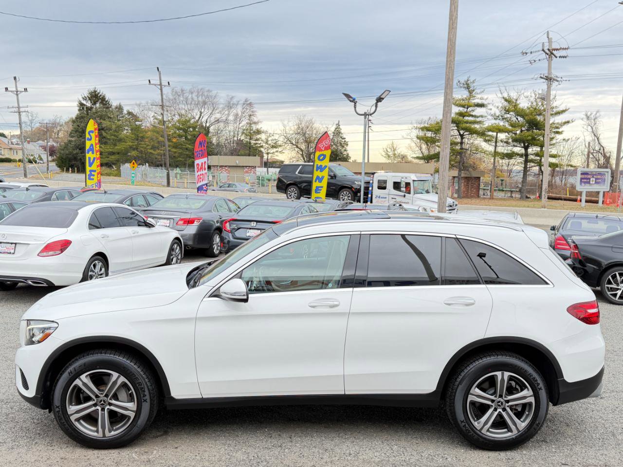 Used 2019 Mercedes-Benz GLC 300 4MATIC image 7