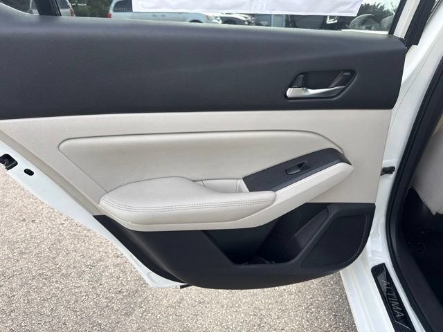 Used 2019 Nissan Altima 2.5 SV FWD image 35