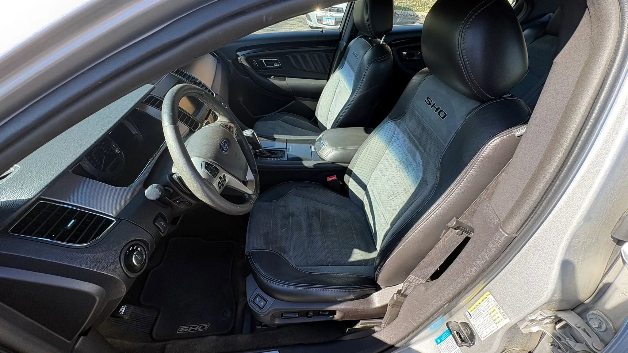 Used 2015 Ford Taurus SHO w/ Equipment Group 401A image 18