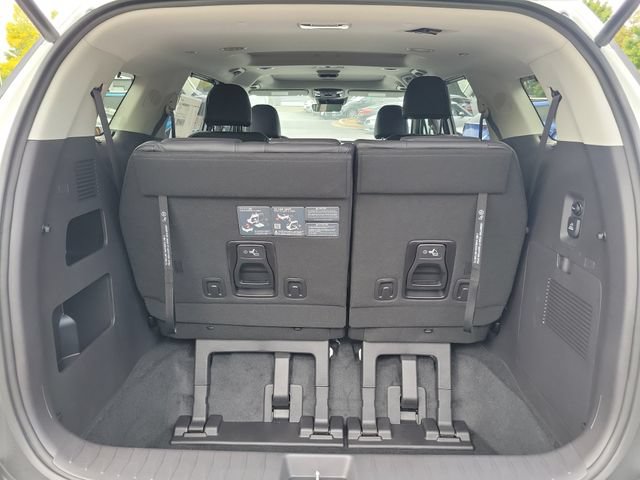 New 2027 Kia Carnival SX w/ Dark Edition Package FWD image 8