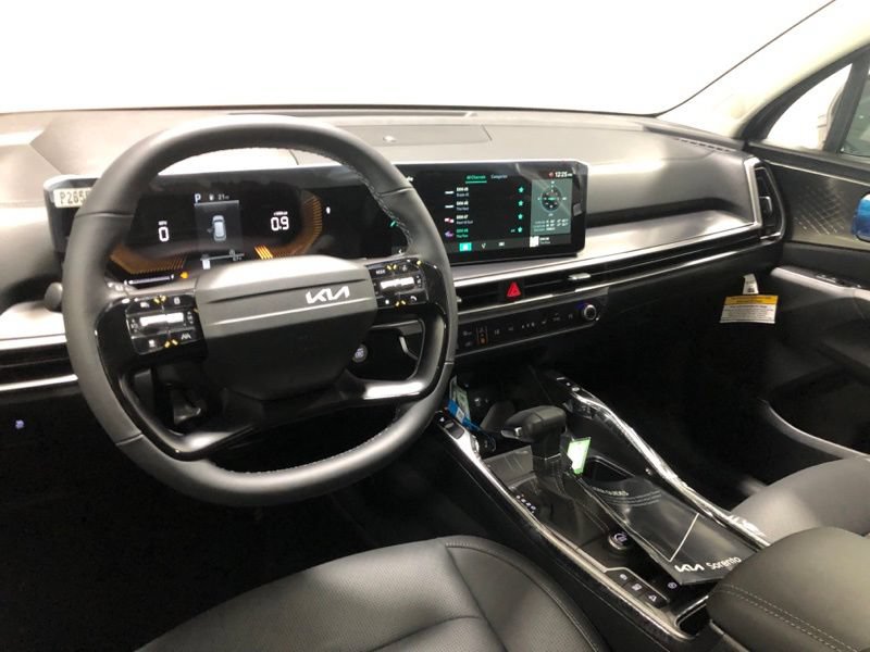 New 2026 Kia Sorento S w/ S Panoramic Sunroof Package FWD image 33