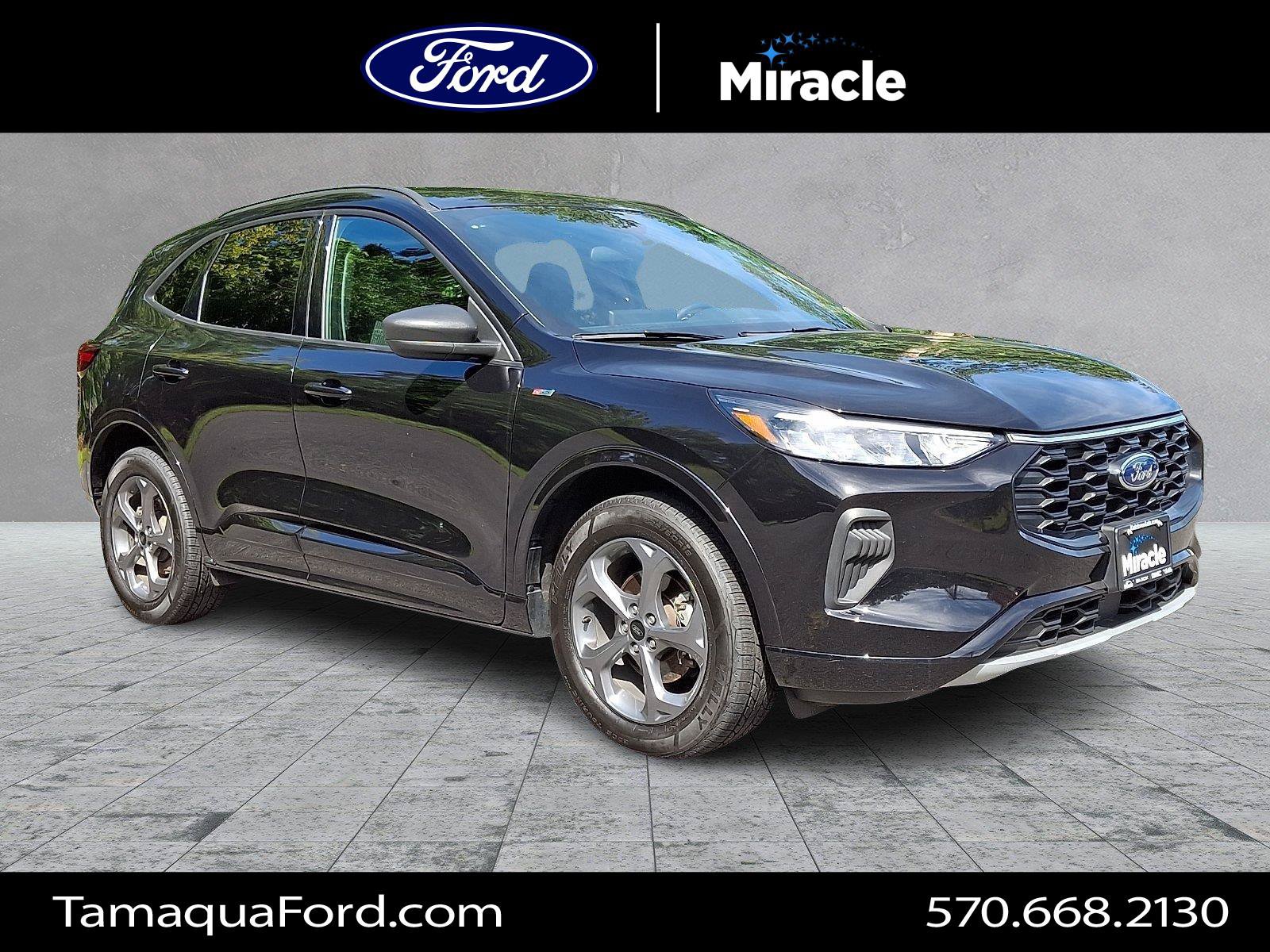 Used 2023 Ford Escape ST-Line w/ Tech Pack #1 AWD/4WD image 1