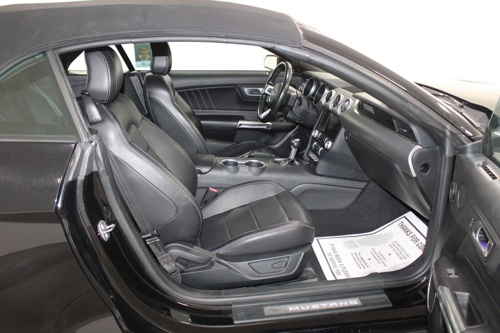 Used 2023 Ford Mustang Premium image 26