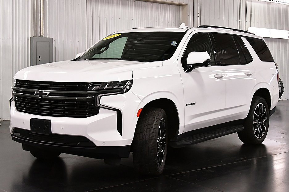 Used 2022 Chevrolet Tahoe RST w/ Luxury Package image 3