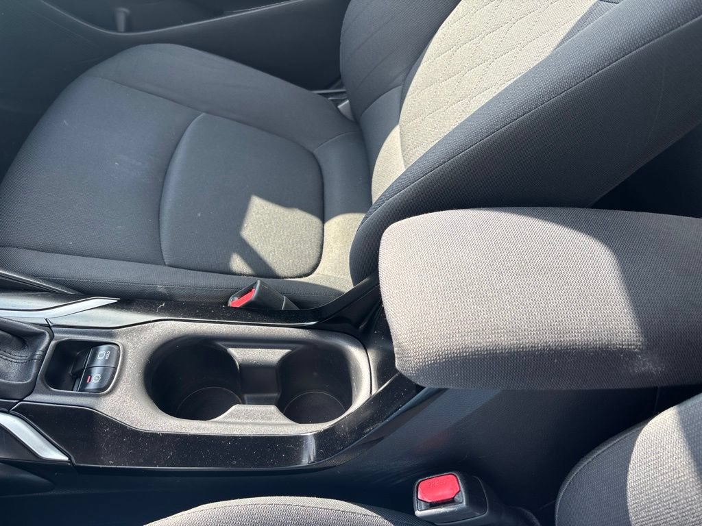 Used 2020 Toyota Corolla LE FWD image 23