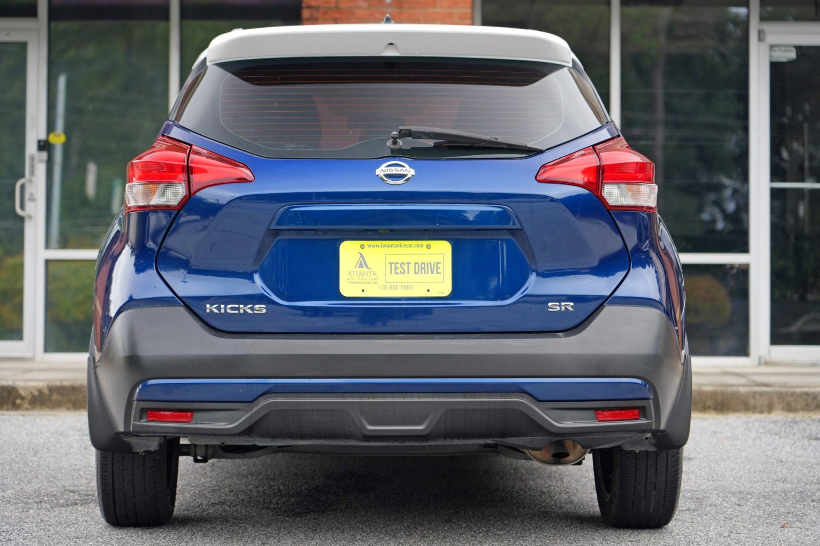 Used 2019 Nissan Kicks SR w/ SR Premium Package FWD image 10
