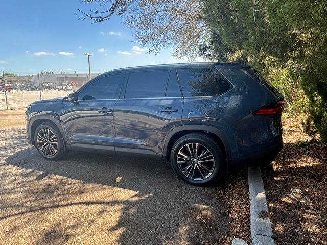 Used 2025 Toyota Grand Highlander AWD Hybrid image 4