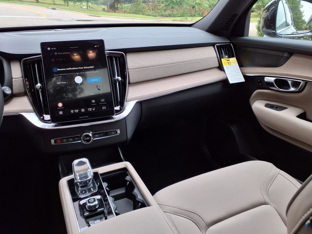 New 2026 Volvo XC90 T8 Plus image 12