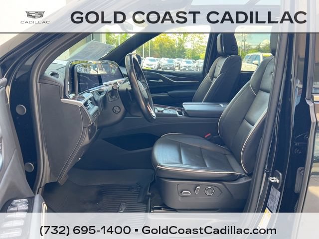 Certified 2024 Cadillac Escalade ESV Premium Luxury w/ LPO, Floor Liner Package AWD/4WD image 16