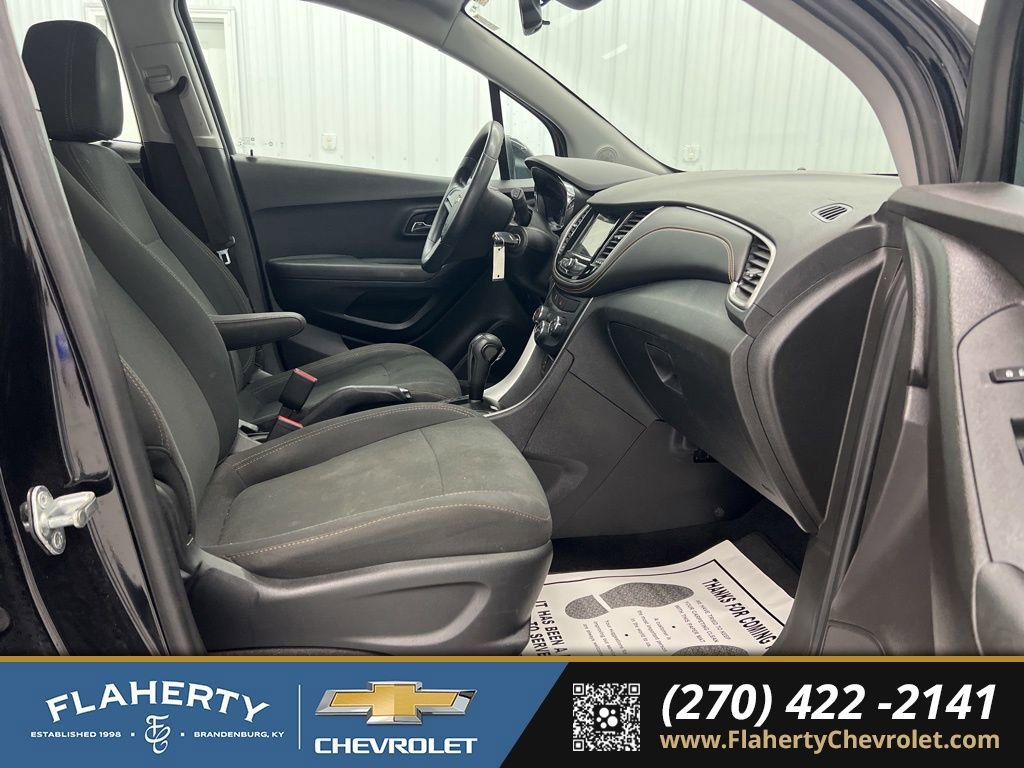 Used 2018 Chevrolet Trax LS image 15