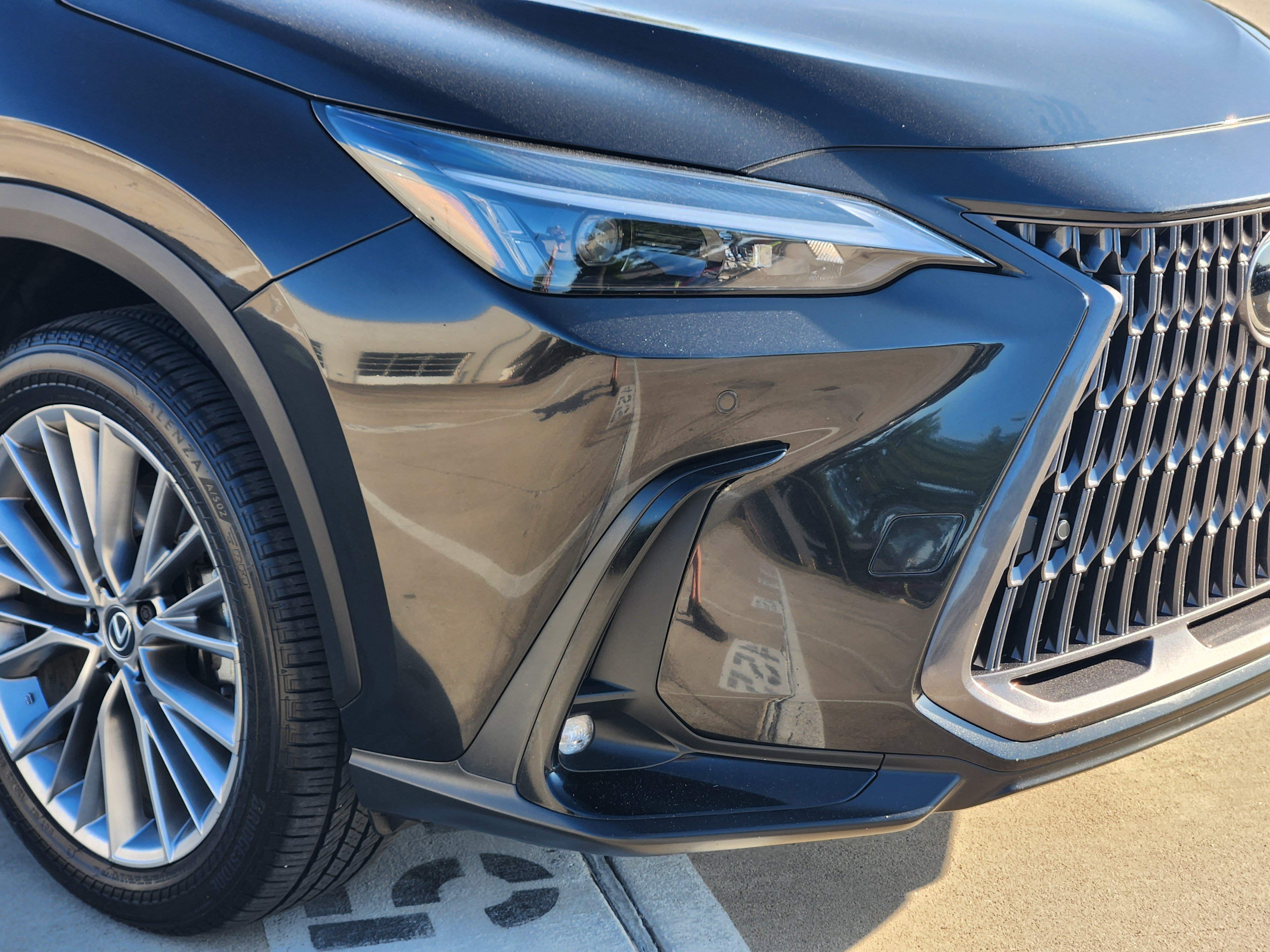 Certified 2025 Lexus NX 350 AWD w/ Accessory Package (2T) image 5