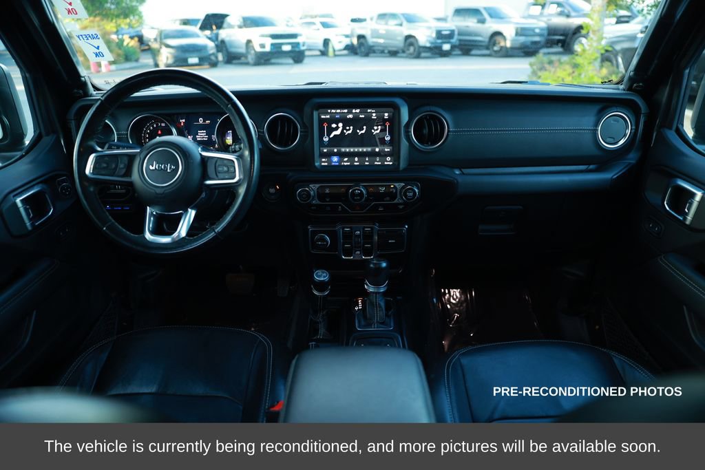 Used 2022 Jeep Wrangler Unlimited Sahara image 28