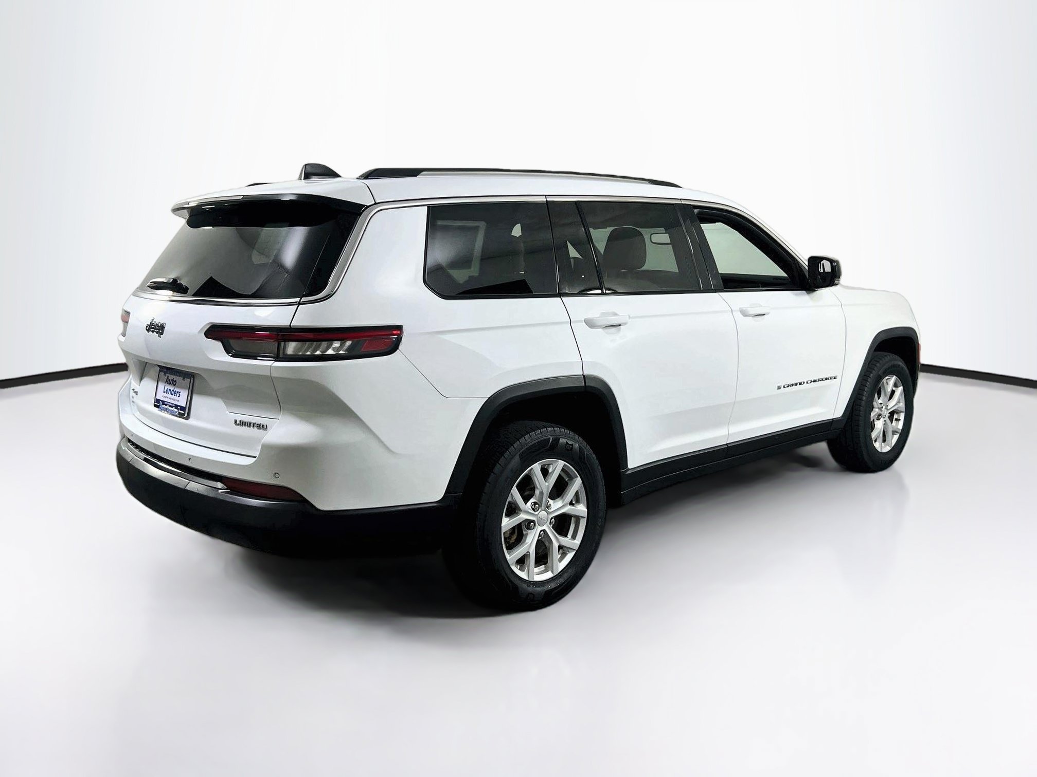 Used 2023 Jeep Grand Cherokee L Limited AWD/4WD image 5