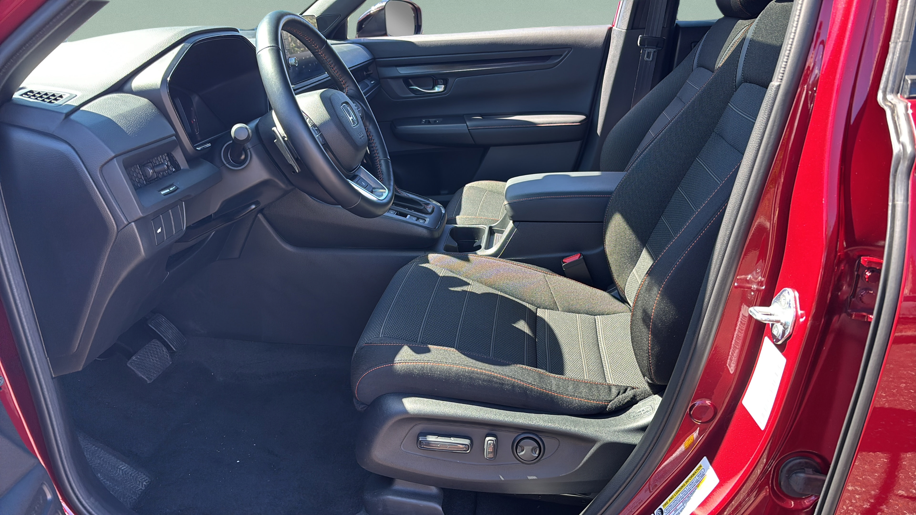 Used 2026 Honda CR-V TrailSport image 11