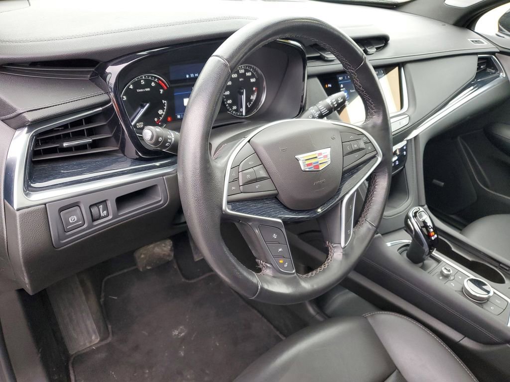 Certified 2024 Cadillac XT5 Premium Luxury image 9
