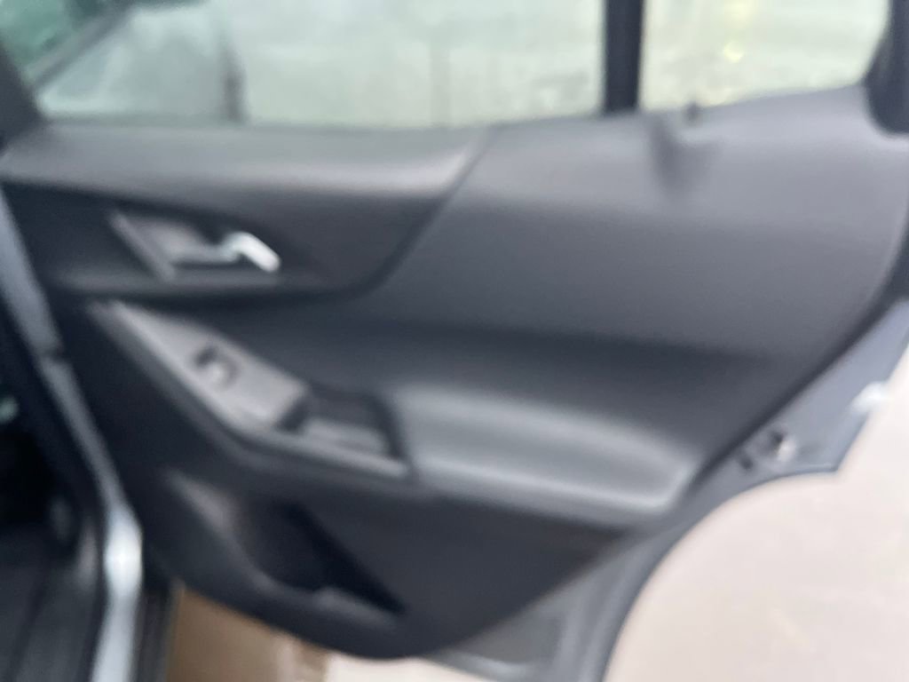 New 2026 Chevrolet Equinox LT image 24