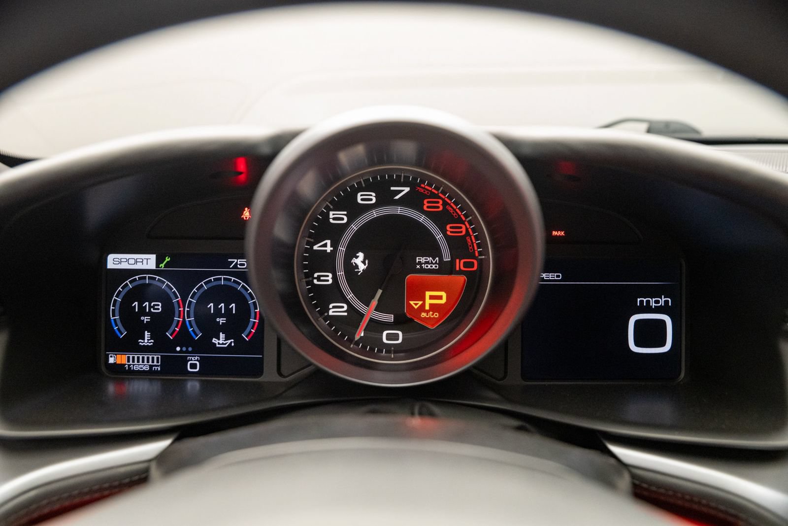 Used 2018 Ferrari GTC4Lusso T RWD image 18