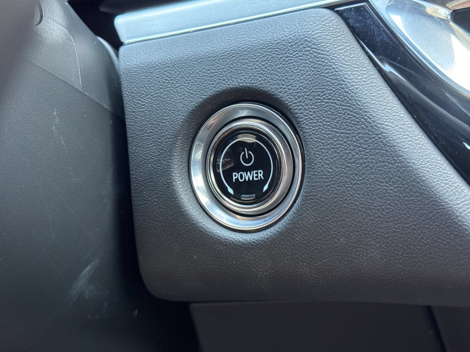 Used 2024 Cadillac Lyriq Sport RWD image 26